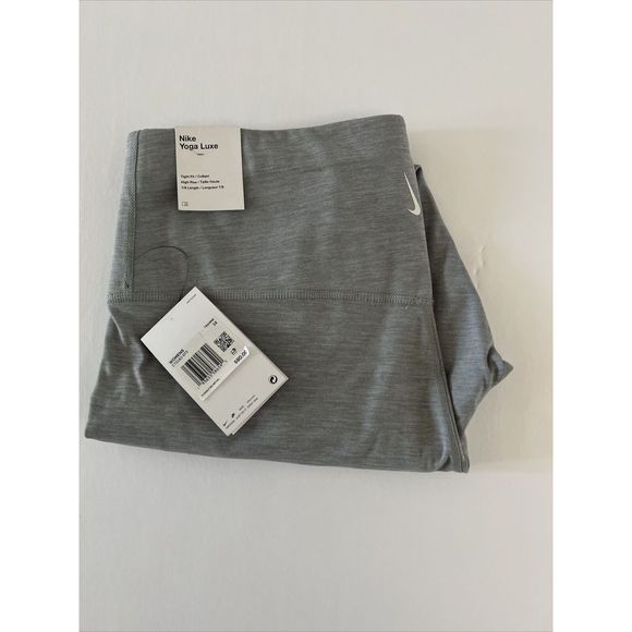Nike Yoga Luxe CT0162 073 Women’s Sz 1X Plus Infinalon 7/8 Tights Grey $90 - Picture 4 of 9